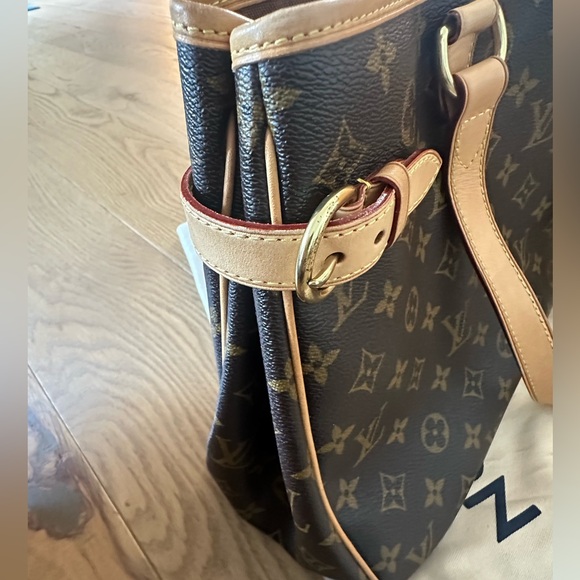 Louis Vuitton Pre-Owned 2006
Batignolles Tote Bag - Picture 5 of 16